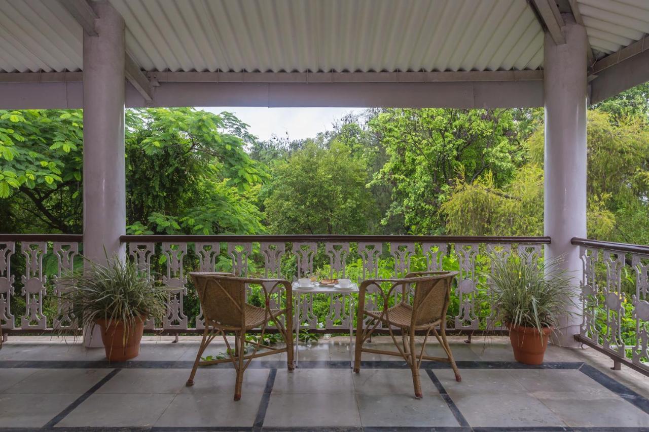 Saffronstays Firdaus Baug Khamshet Esterno foto