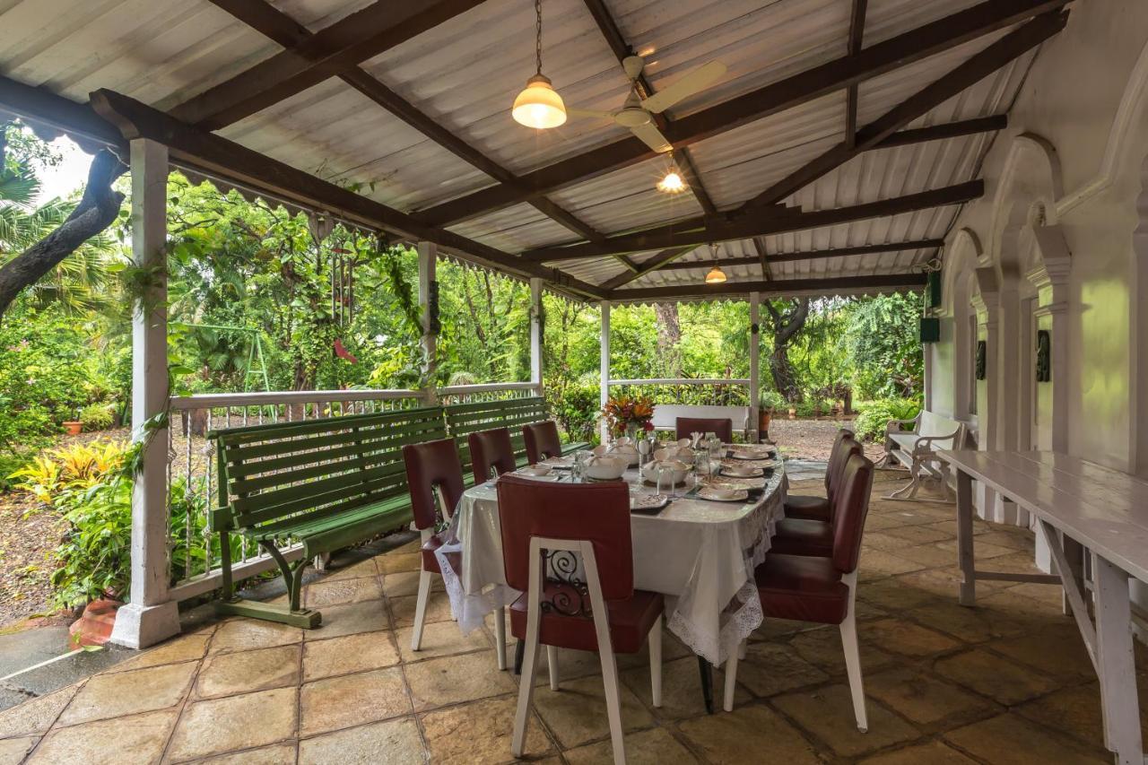 Saffronstays Firdaus Baug Khamshet Esterno foto